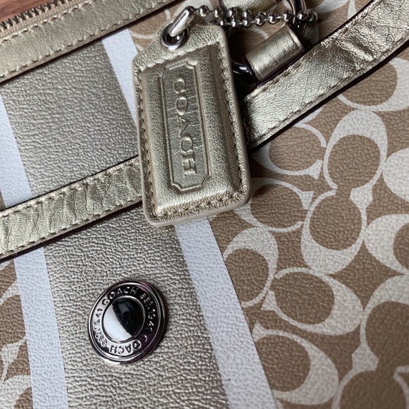 Coach Light Khaki Zip Satchel - Picture 4 of 11